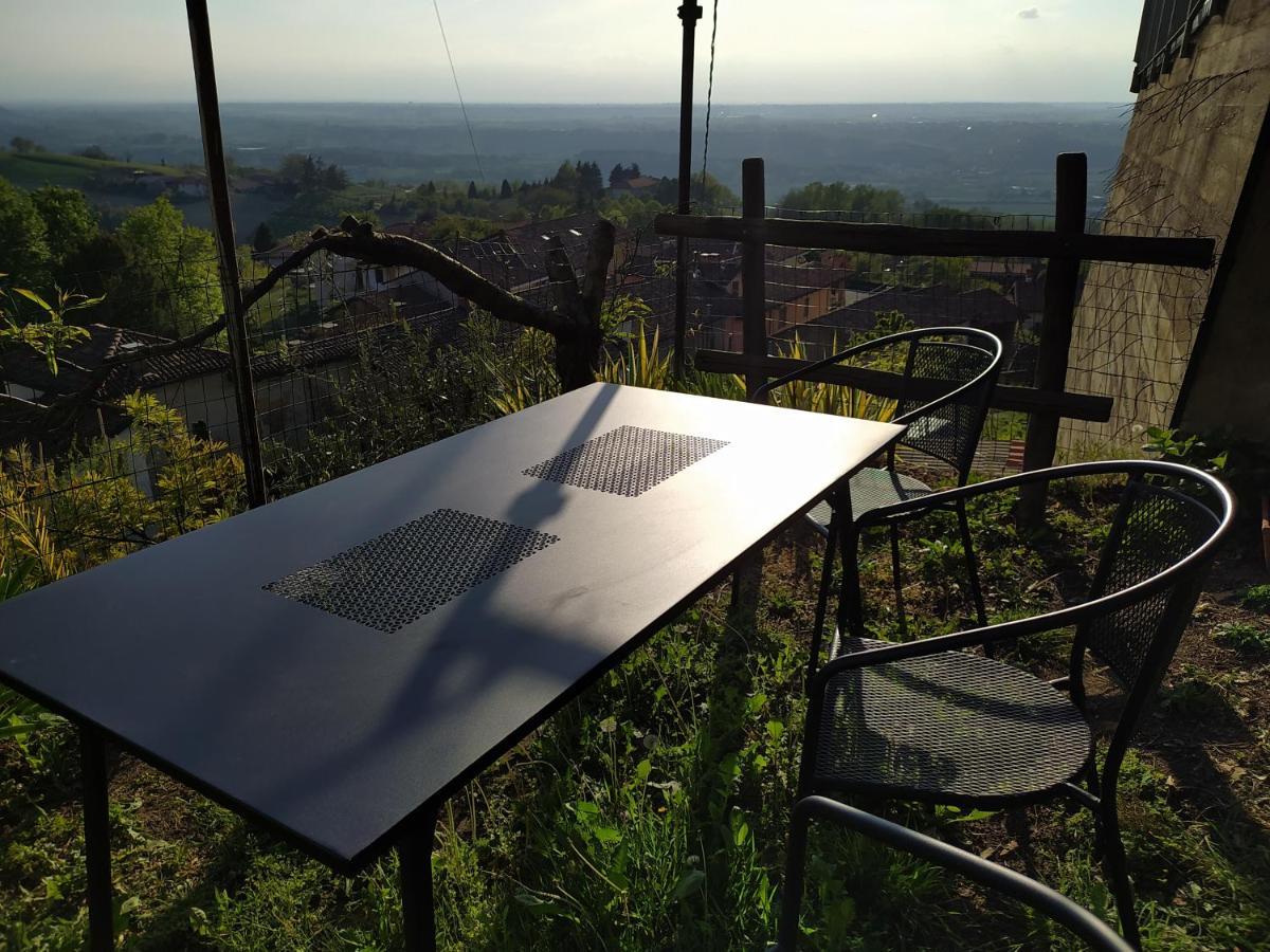 Casa Mantel Holiday Home Panoramic View In Langhe Novello Exterior foto